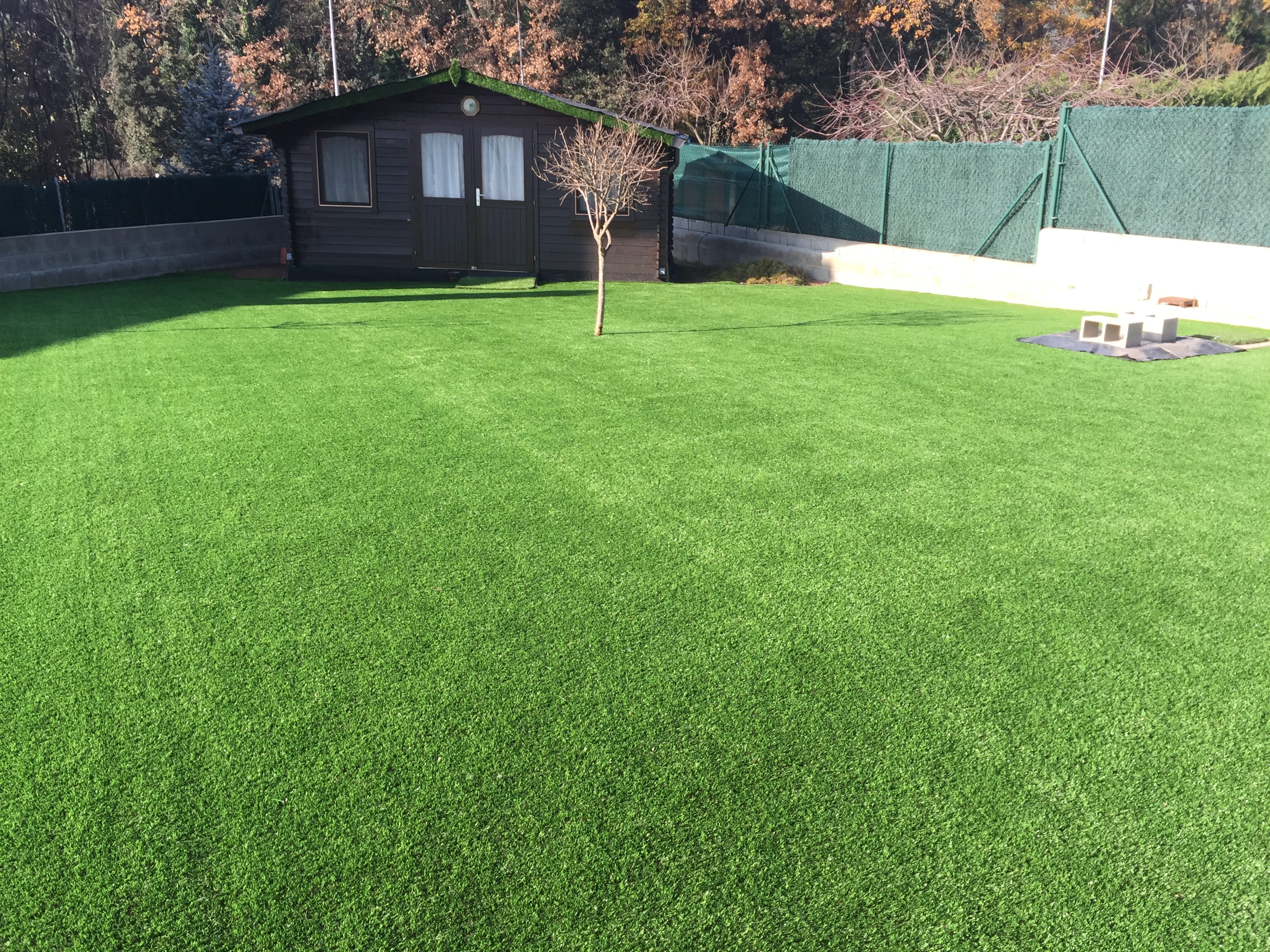 Preparando la instalación de césped artificial – Quercus Jardiners